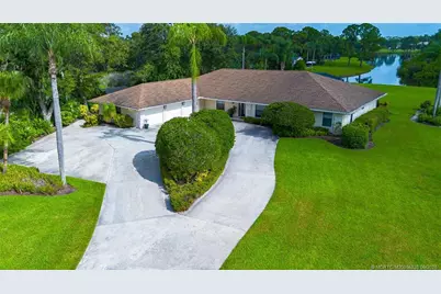 3495 SW Forest Hills Court, Palm City, FL 34990 - Photo 2