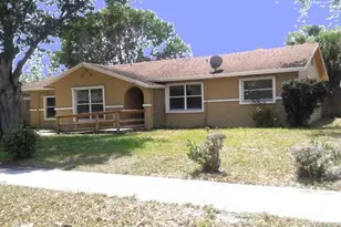 1125 Hemlock Cir, Fort Pierce, FL 34947 - Photo 1