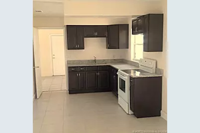 1125 Hemlock Circle, Fort Pierce, FL 34947 - Photo 4