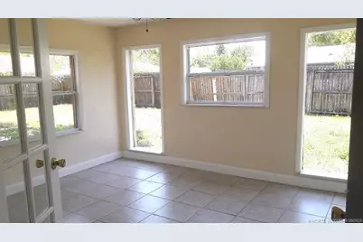 1125 Hemlock Circle, Fort Pierce, FL 34947 - Photo 2