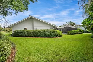 594 SW Thornhill Ln, Palm City, FL 34990 - Photo 10