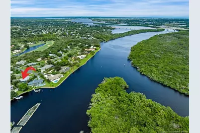 594 SW Thornhill Lane, Palm City, FL 34990 - Photo 6