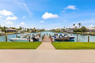 10742 SE Burgee Ct, Hobe Sound, FL 33455 - Photo 2