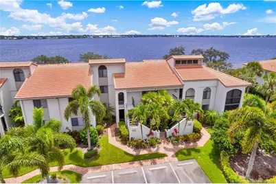 2560 NW Seagrass Drive #6B, Palm City, FL 34990 - Photo 2