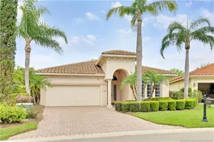 736 SW Pebble Ln, Palm City, FL 34990 - Photo 1