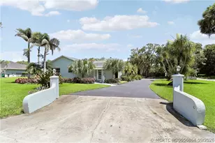 5410 Citrus Ave, Fort Pierce, FL 34982 - Photo 2