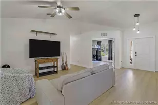 5901 Hickory Dr, Fort Pierce, FL 34982 - Photo 20