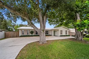 5906 Papaya Dr, Fort Pierce, FL 34982 - Photo 2