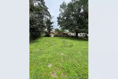 1183 SW Pinetree Trail, Stuart, FL 34997 - Photo 2