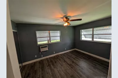 439 Sandia Avenue, Port Saint Lucie, FL 34983 - Photo 8