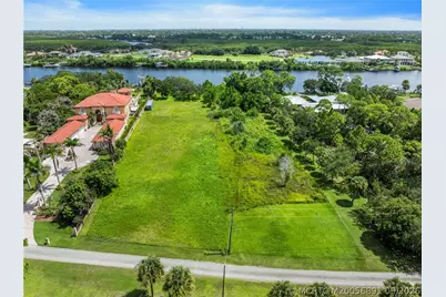 2761 SE North Lookout Boulevard, Port Saint Lucie, FL 34984 - Photo 8
