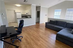 257 SE Kitching Cir, Stuart, FL 34994 - Photo 4