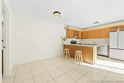 5726 SE Windsong Lane #324, Stuart, FL 34997 - Photo 10