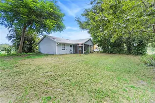 411 SW Namoit Pl, Port Saint Lucie, FL 34953 - Photo 20