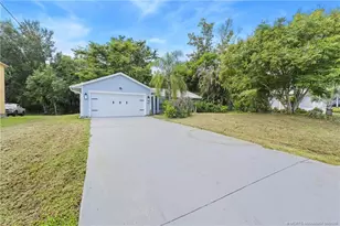 411 SW Namoit Pl, Port Saint Lucie, FL 34953 - Photo 1