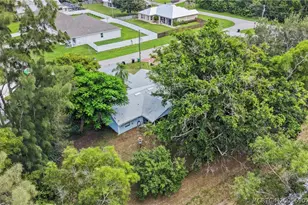 411 SW Namoit Pl, Port Saint Lucie, FL 34953 - Photo 24