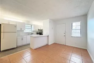 1041 SE Monterey Rd, Stuart, FL 34994 - Photo 10