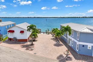 47 Nettles Blvd, Jensen Beach, FL 34957 - Photo 1