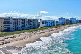 10200 S Ocean Dr, Jensen Beach, FL 34957 - Photo 48