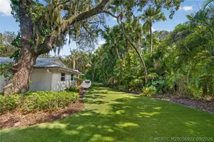 8 Admiral's Walk, Sewalls Point, FL 34996 - Photo 28