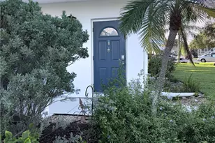 2929 SE Ocean Blvd, Stuart, FL 34996 - Photo 28