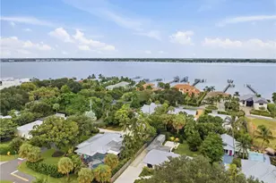 807 SE Weir St, Stuart, FL 34994 - Photo 38