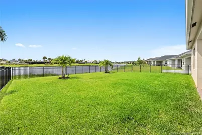1120 SE Crosswood Way, Port Saint Lucie, FL 34984 - Photo 38
