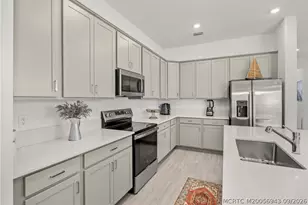 1120 SE Crosswood Wy, Port Saint Lucie, FL 34984 - Photo 10