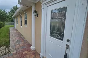 11208 SW Pembroke Dr, Port Saint Lucie, FL 34987 - Photo 10