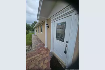 11208 SW Pembroke Drive, Port Saint Lucie, FL 34987 - Photo 10