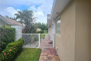11208 SW Pembroke Dr, Port Saint Lucie, FL 34987 - Photo 42