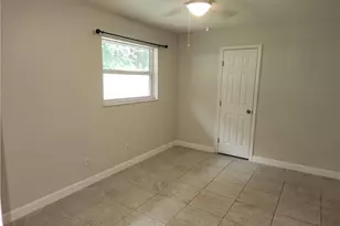 4398 SE Hamilton Ln, Stuart, FL 34997 - Photo 6