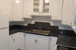 4398 SE Hamilton Ln, Stuart, FL 34997 - Photo 4