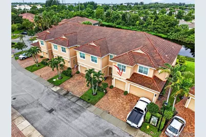 651 SW Glen Crest Way, Stuart, FL 34997 - Photo 36