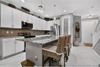 651 SW Glen Crest Way, Stuart, FL 34997 - Photo 12