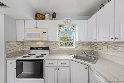 1909 SW Palm City Road #5H, Stuart, FL 34994 - Photo 16