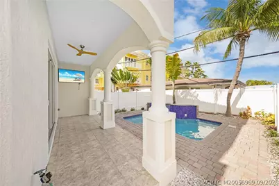 4339 Bougainvilla Drive, Lauderdale by the Sea, FL 33308 - Photo 8