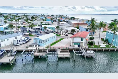 5 Nettles Boulevard, Jensen Beach, FL 34957 - Photo 14