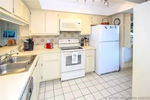 4620 NE Sandpebble Trce, Stuart, FL 34996 - Photo 10