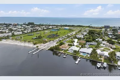 1705 Bayshore Drive, Fort Pierce, FL 34949 - Photo 2