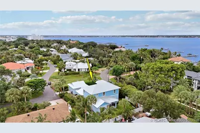 1002 SE Riverside Drive, Stuart, FL 34996 - Photo 14
