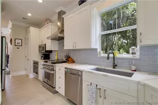 1002 SE Riverside Dr, Stuart, FL 34996 - Photo 38