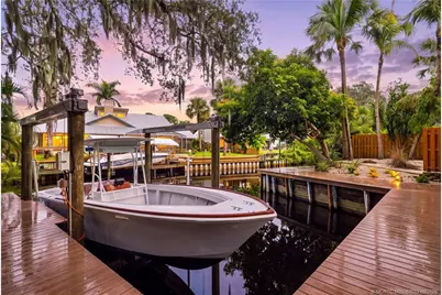 615 SW Rustic Circle, Stuart, FL 34997 - Photo 2