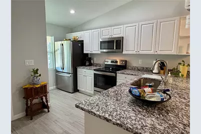 5860 SE Normandy Avenue, Stuart, FL 34997 - Photo 4