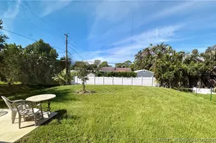 5860 SE Normandy Ave, Stuart, FL 34997 - Photo 20