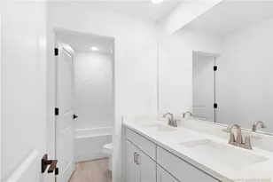 411 SE Via Sangro, Port Saint Lucie, FL 34952 - Photo 34