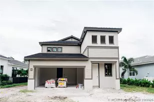 411 SE Via Sangro, Port Saint Lucie, FL 34952 - Photo 2