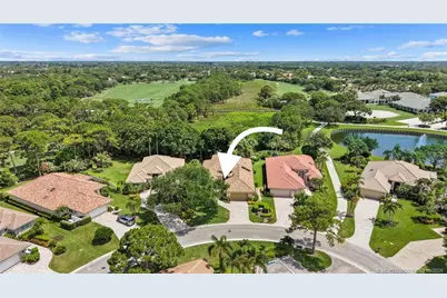 3663 SE Cambridge Drive, Stuart, FL 34997 - Photo 2