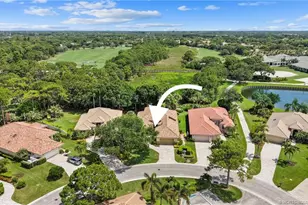 3663 SE Cambridge Dr, Stuart, FL 34997 - Photo 2