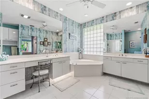 3663 SE Cambridge Dr, Stuart, FL 34997 - Photo 12
